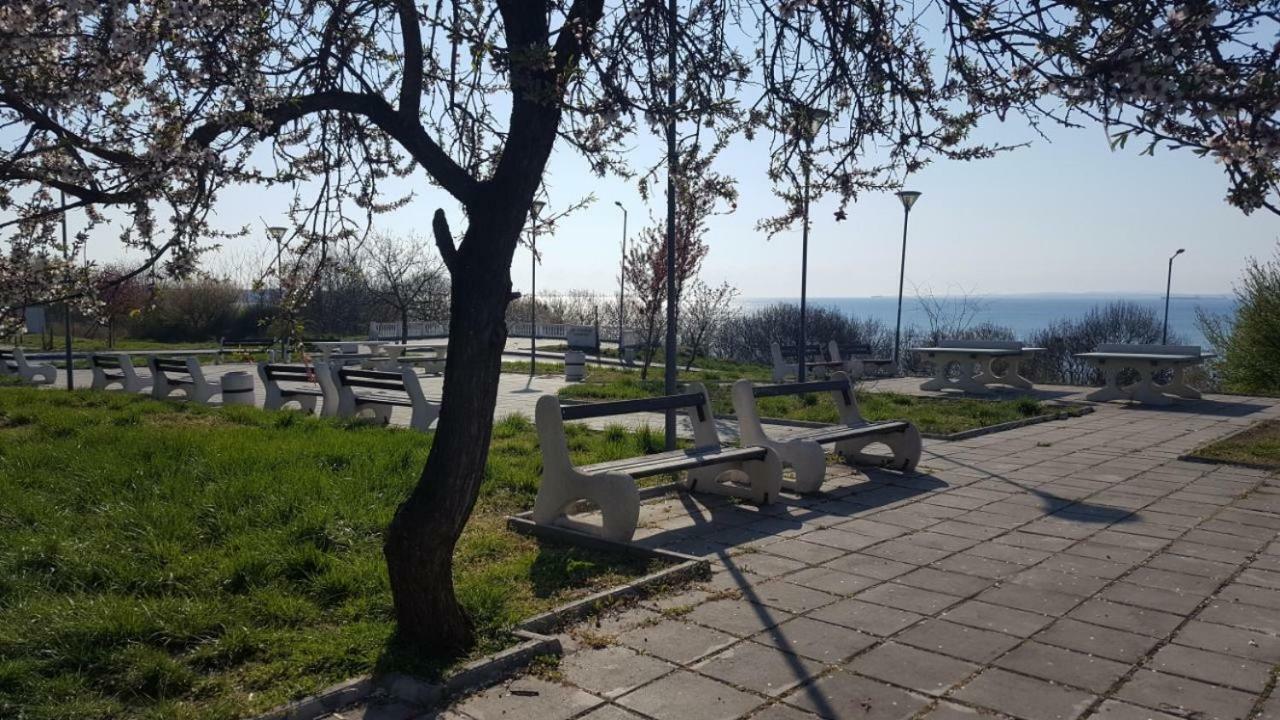 Emona Apartment Burgas City Exteriér fotografie